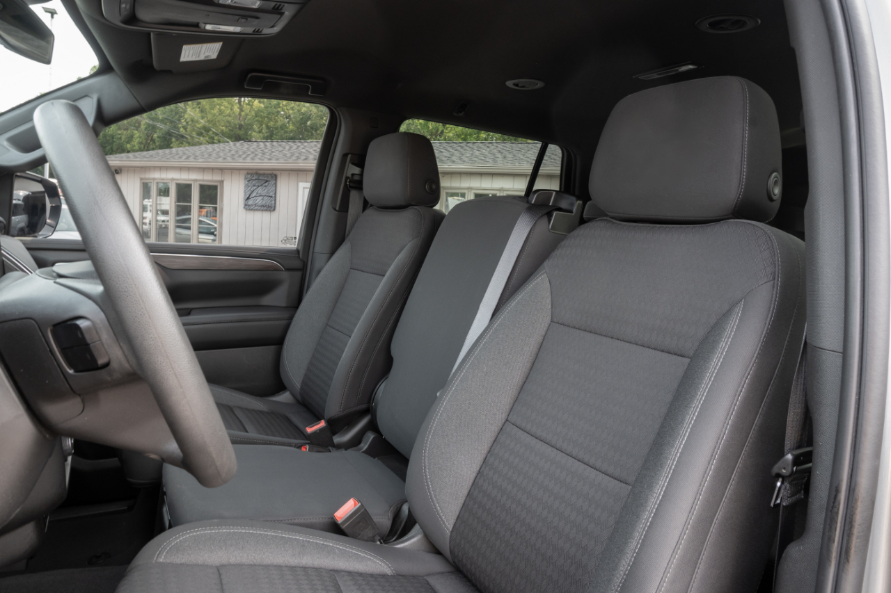 Chevrolet Tahoe 4WD 4dr Commercial 2023