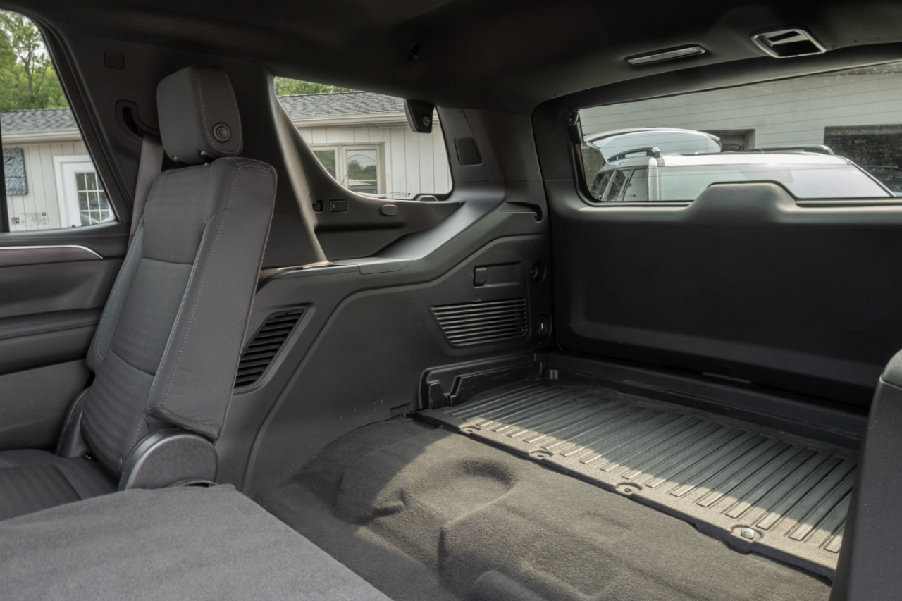 Chevrolet Tahoe 4WD 4dr Commercial 2023