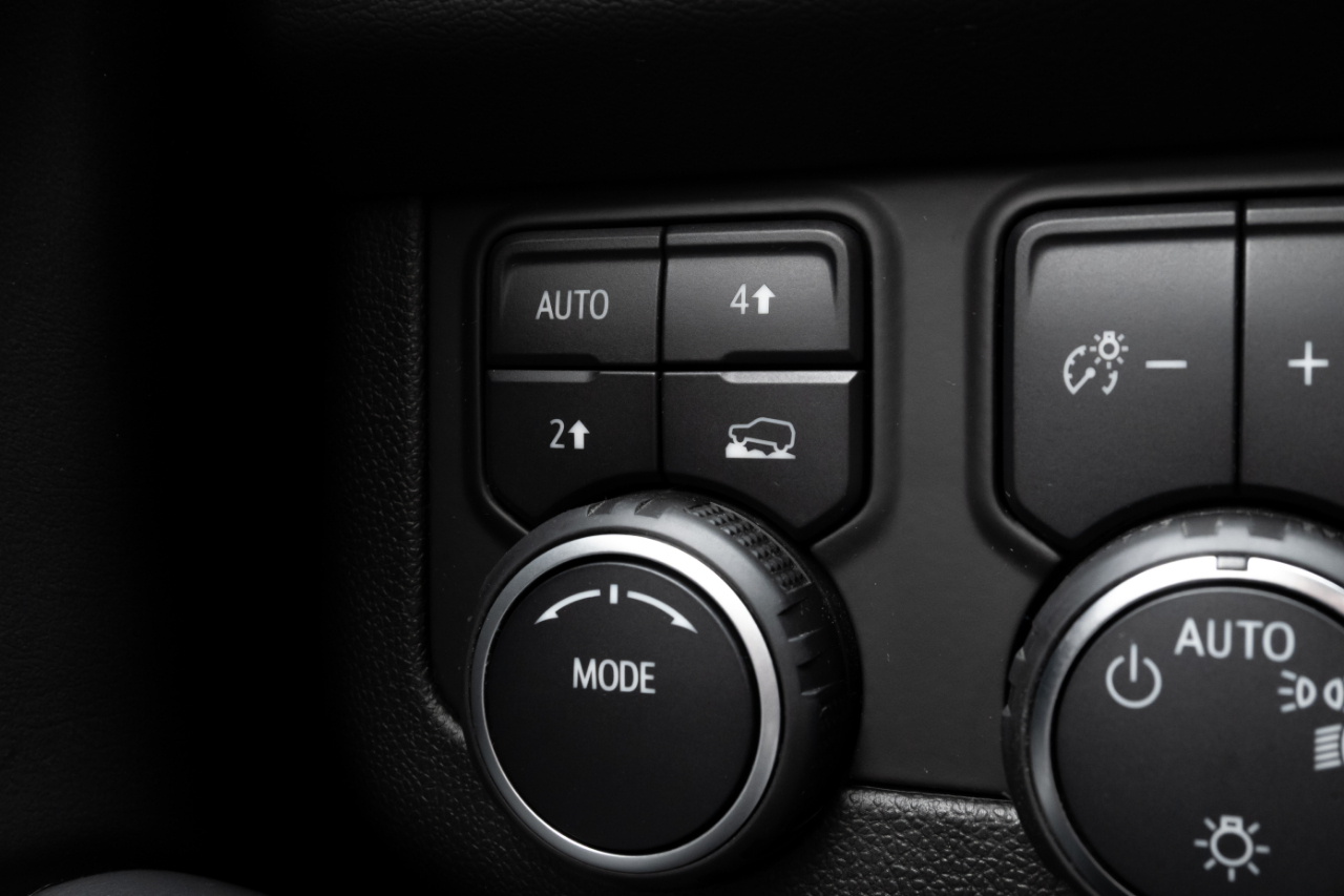 Chevrolet Tahoe 4WD 4dr Commercial 2023