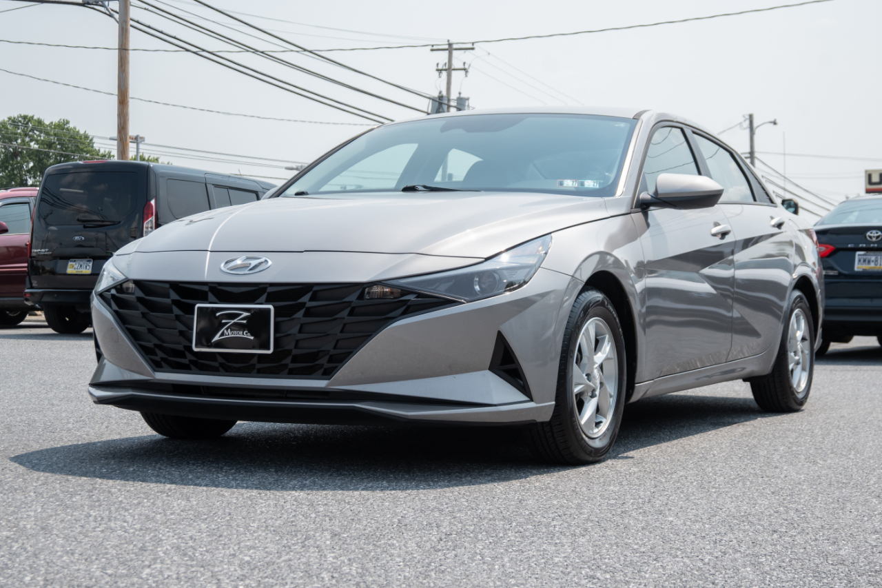 Hyundai Elantra SE 2023