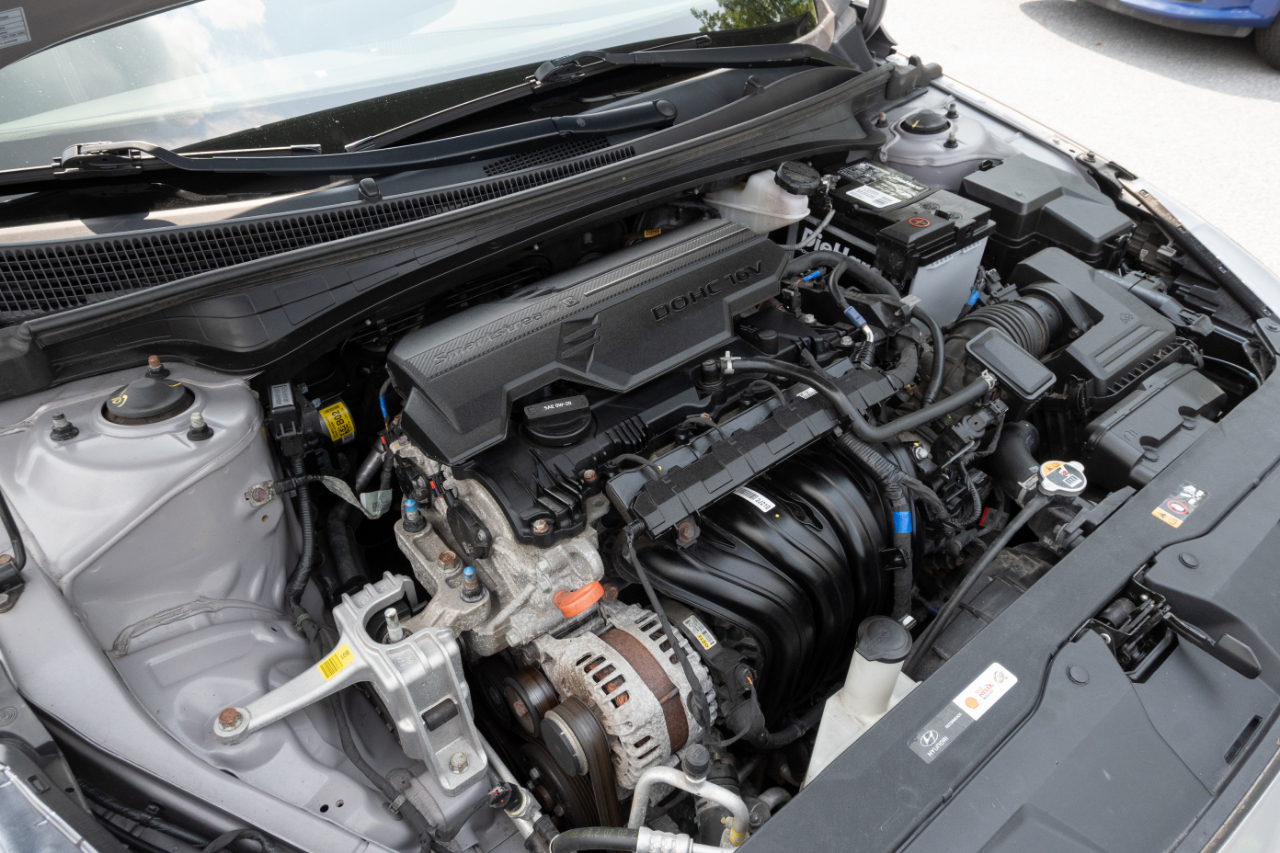 Hyundai Elantra SE 2023