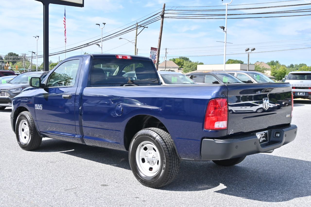 RAM 1500 Tradesman 4x2 Reg Cab 8' Box 2018