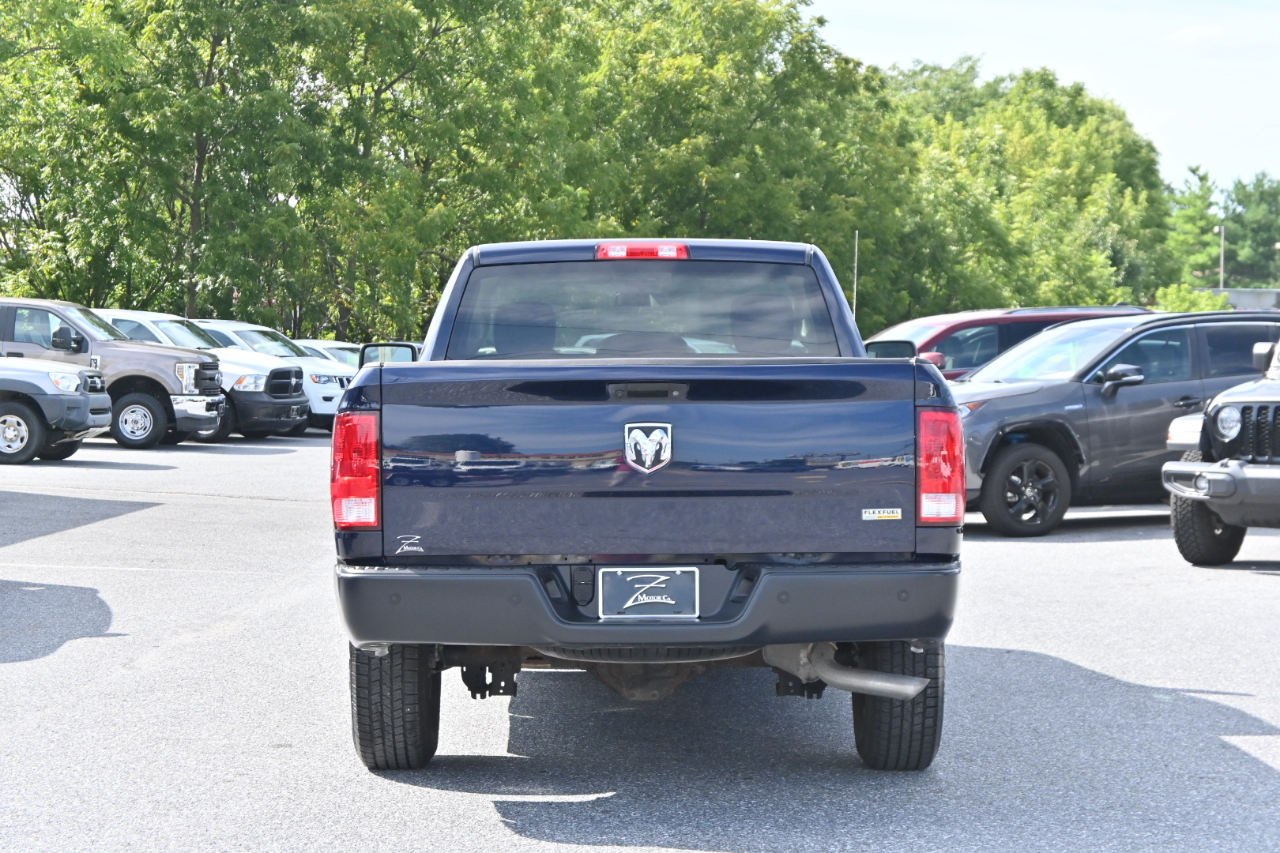 RAM 1500 Tradesman 4x2 Reg Cab 8' Box 2018