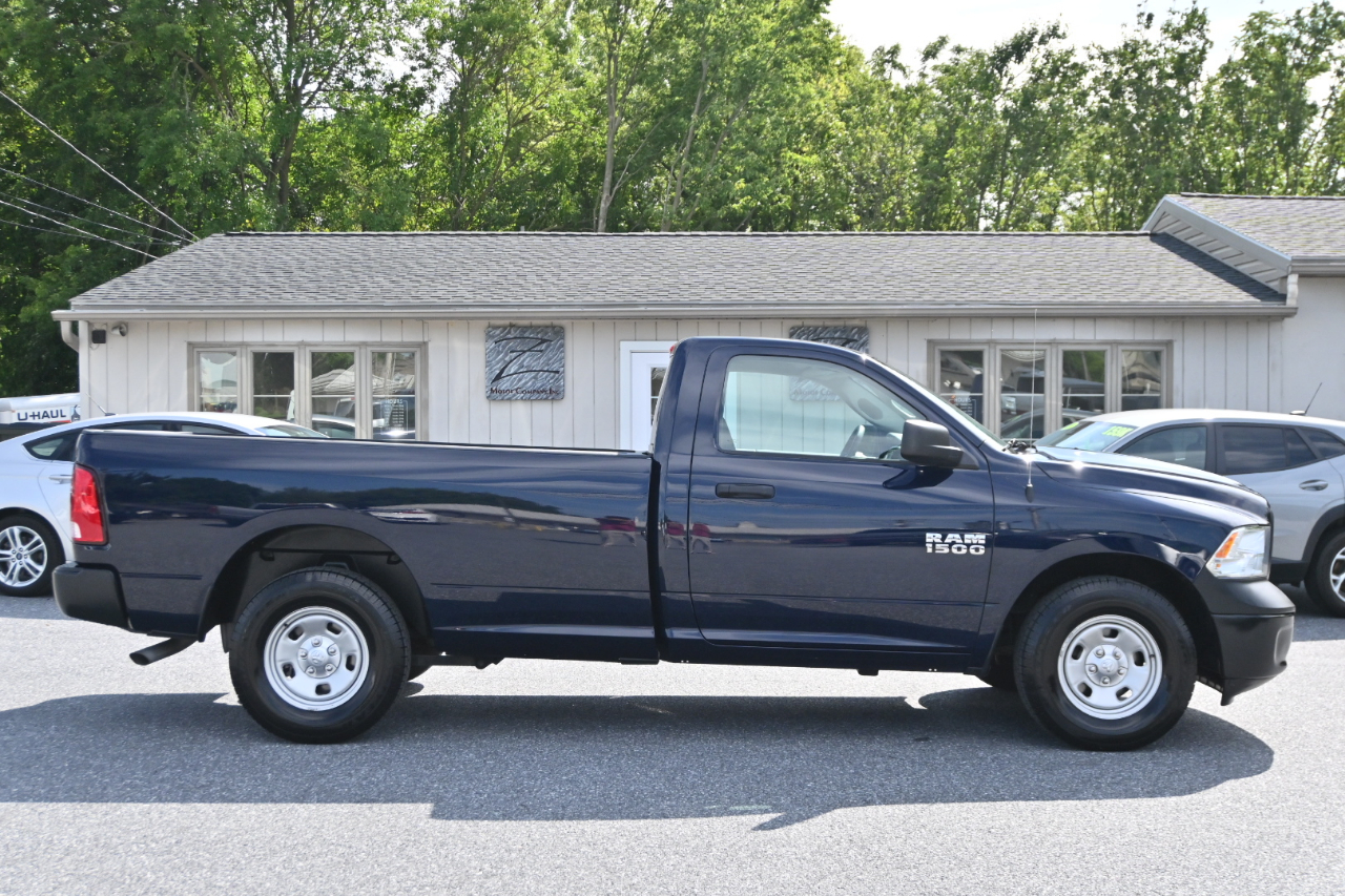 RAM 1500 Tradesman 4x2 Reg Cab 8' Box 2018