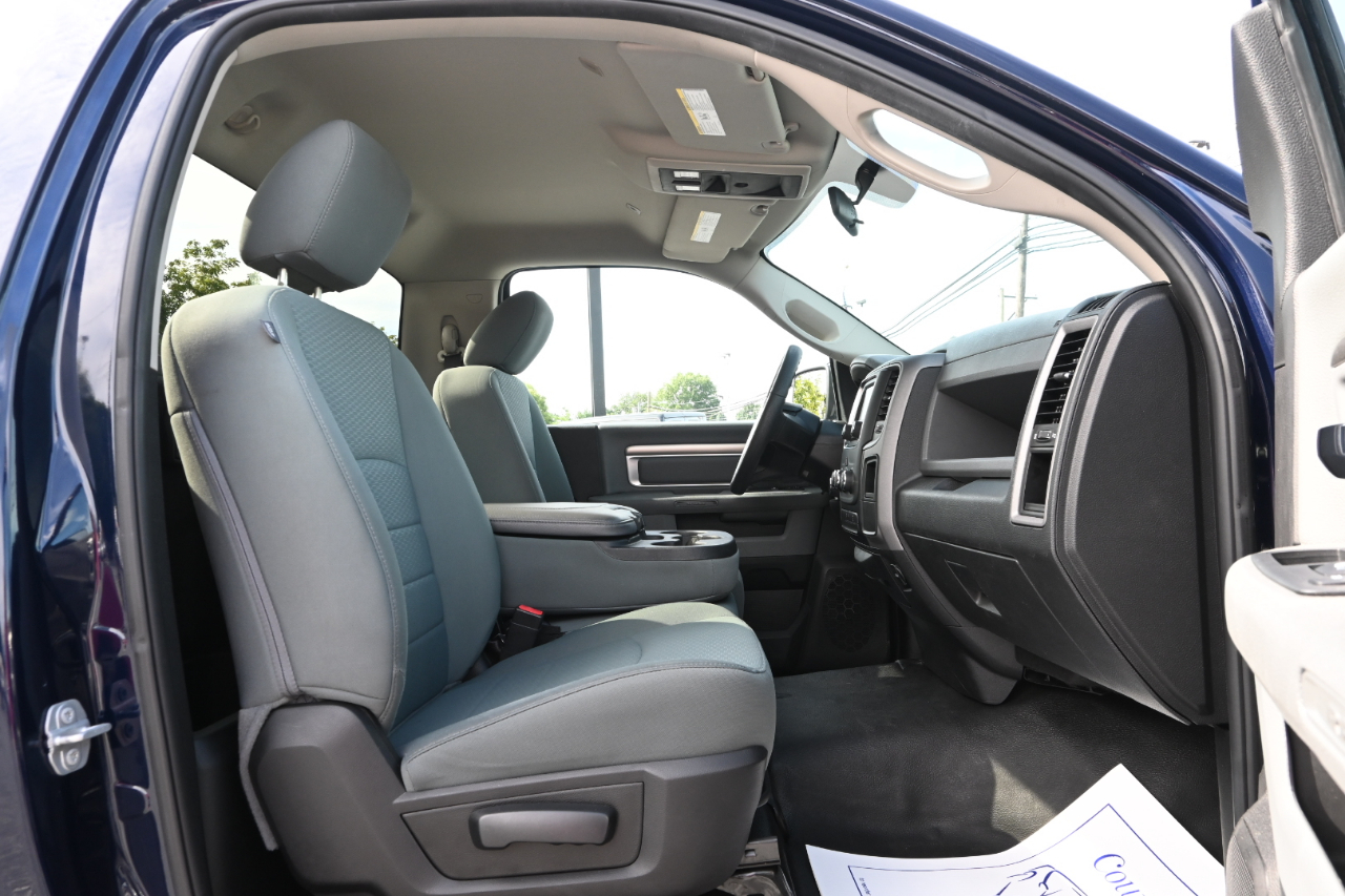 RAM 1500 Tradesman 4x2 Reg Cab 8' Box 2018