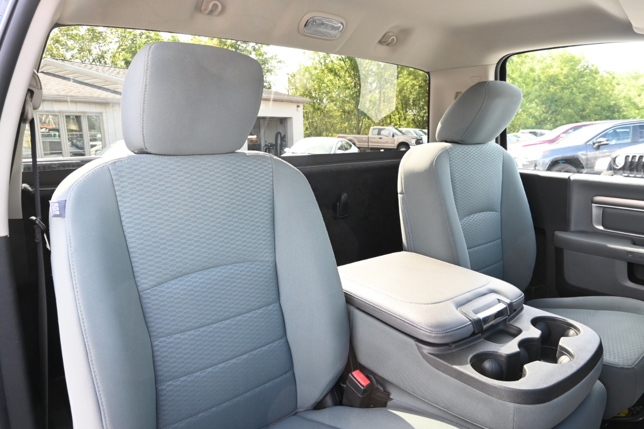 RAM 1500 Tradesman 4x2 Reg Cab 8' Box 2018