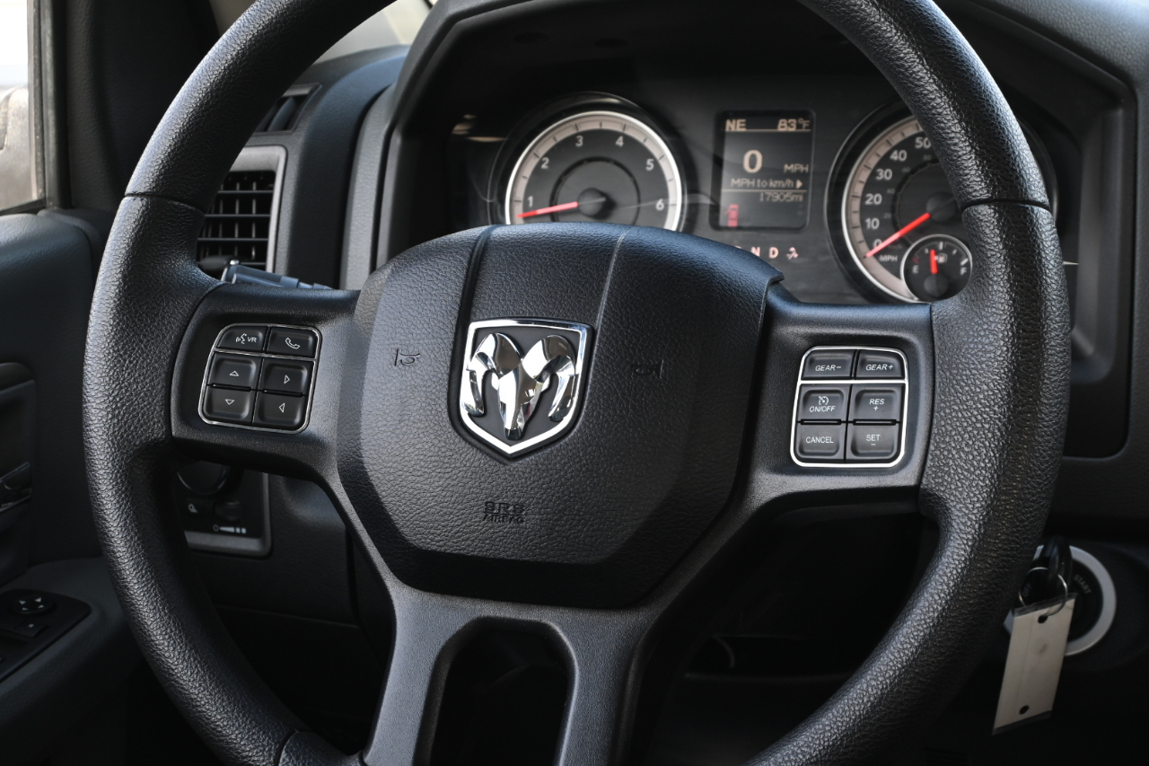 RAM 1500 Tradesman 4x2 Reg Cab 8' Box 2018