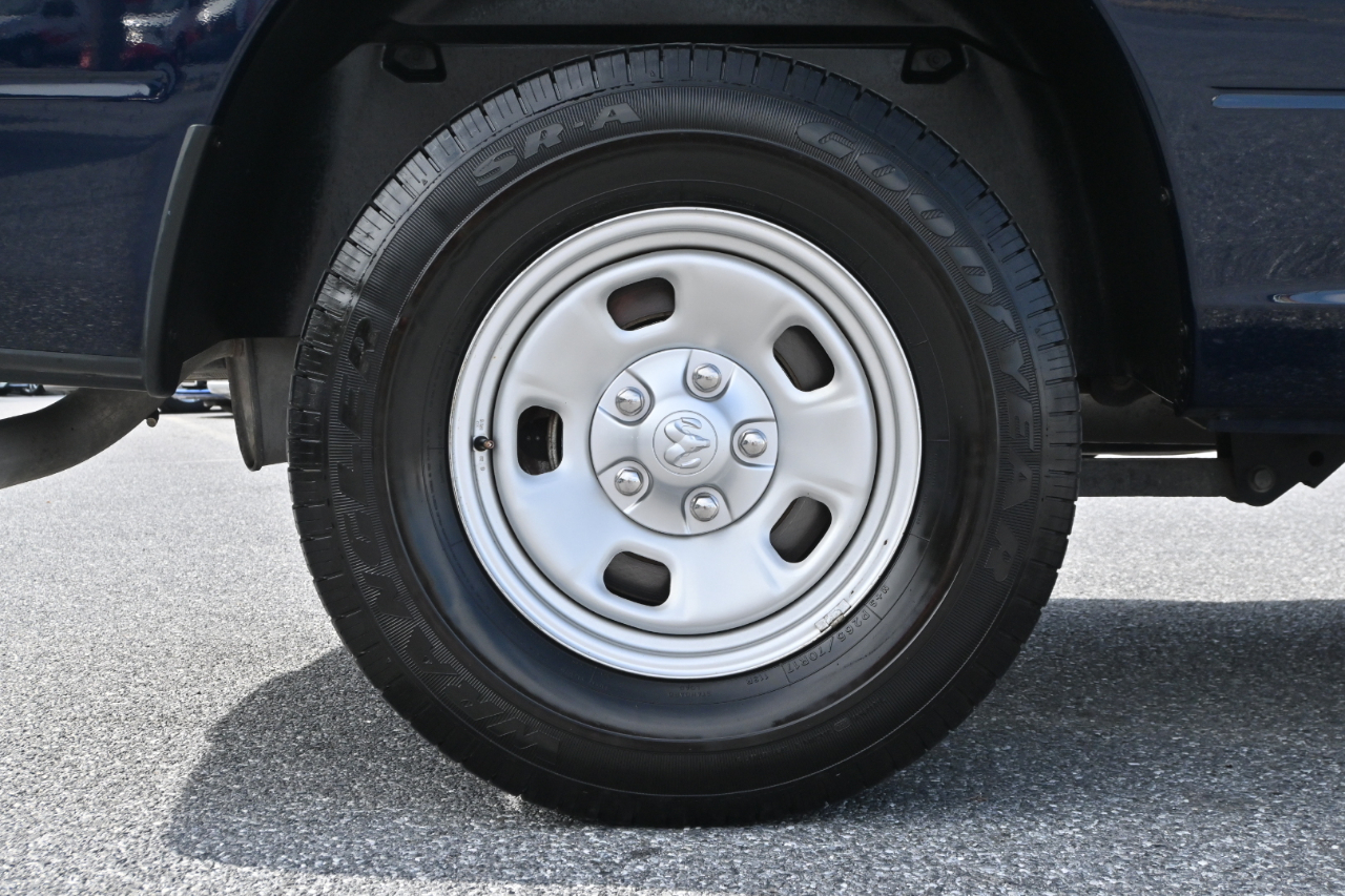 RAM 1500 Tradesman 4x2 Reg Cab 8' Box 2018