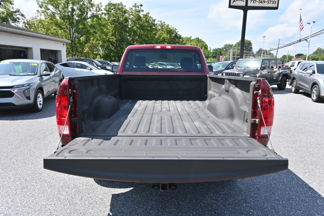 RAM 1500 Tradesman 4x2 Reg Cab 8' Box 2018
