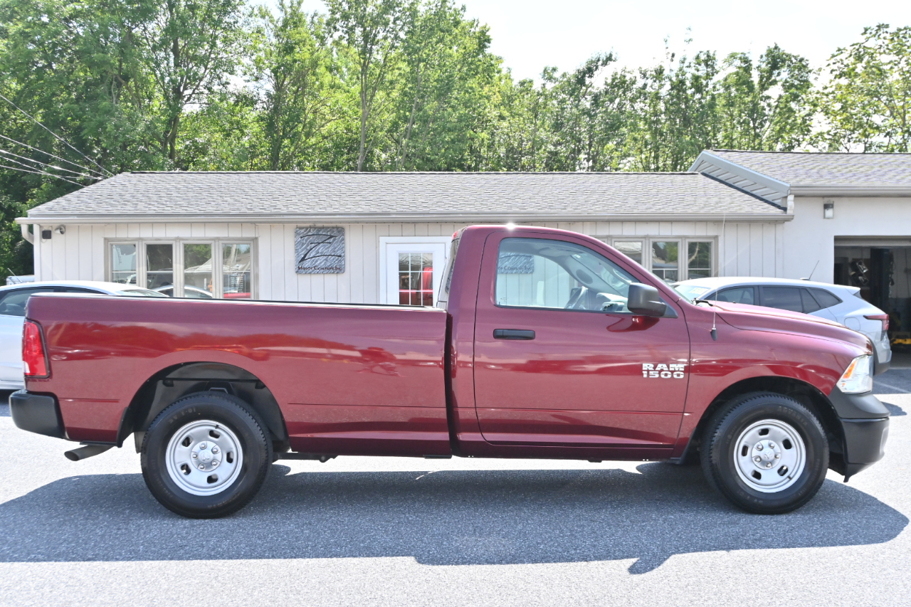 RAM 1500 Tradesman 4x2 Reg Cab 8' Box 2018