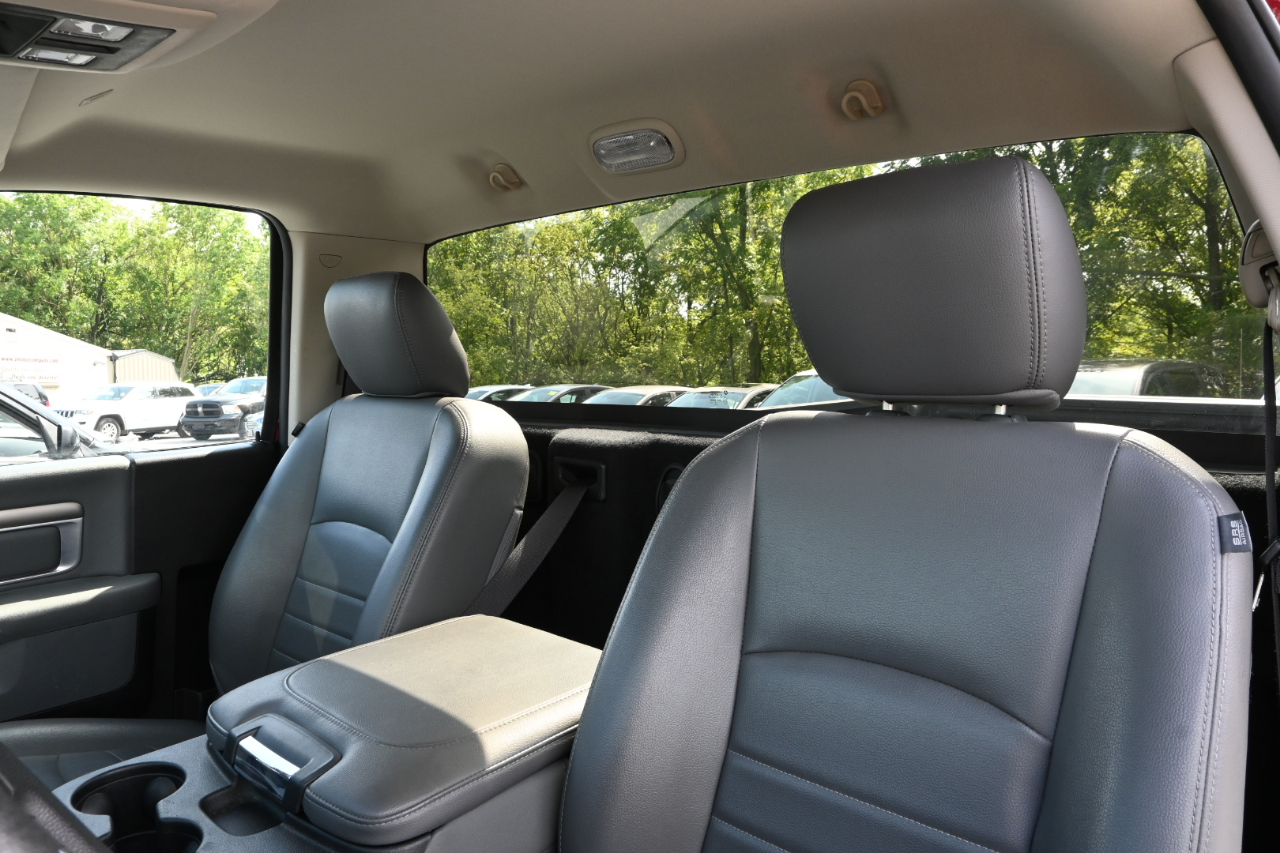 RAM 1500 Tradesman 4x2 Reg Cab 8' Box 2018