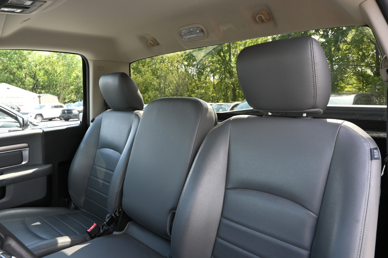 RAM 1500 Tradesman 4x2 Reg Cab 8' Box 2018