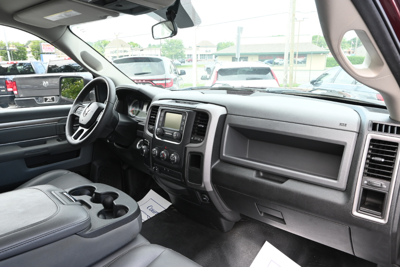 RAM 1500 Tradesman 4x2 Reg Cab 8' Box 2018