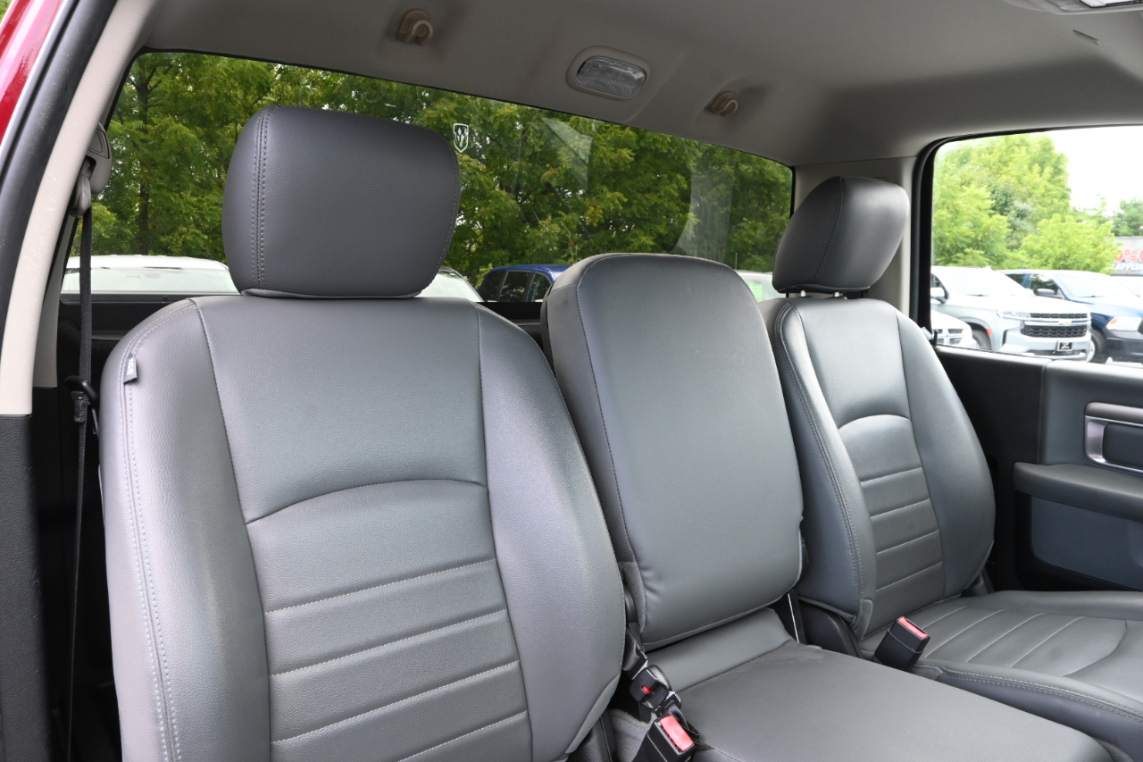 RAM 1500 Tradesman 4x2 Reg Cab 8' Box 2018