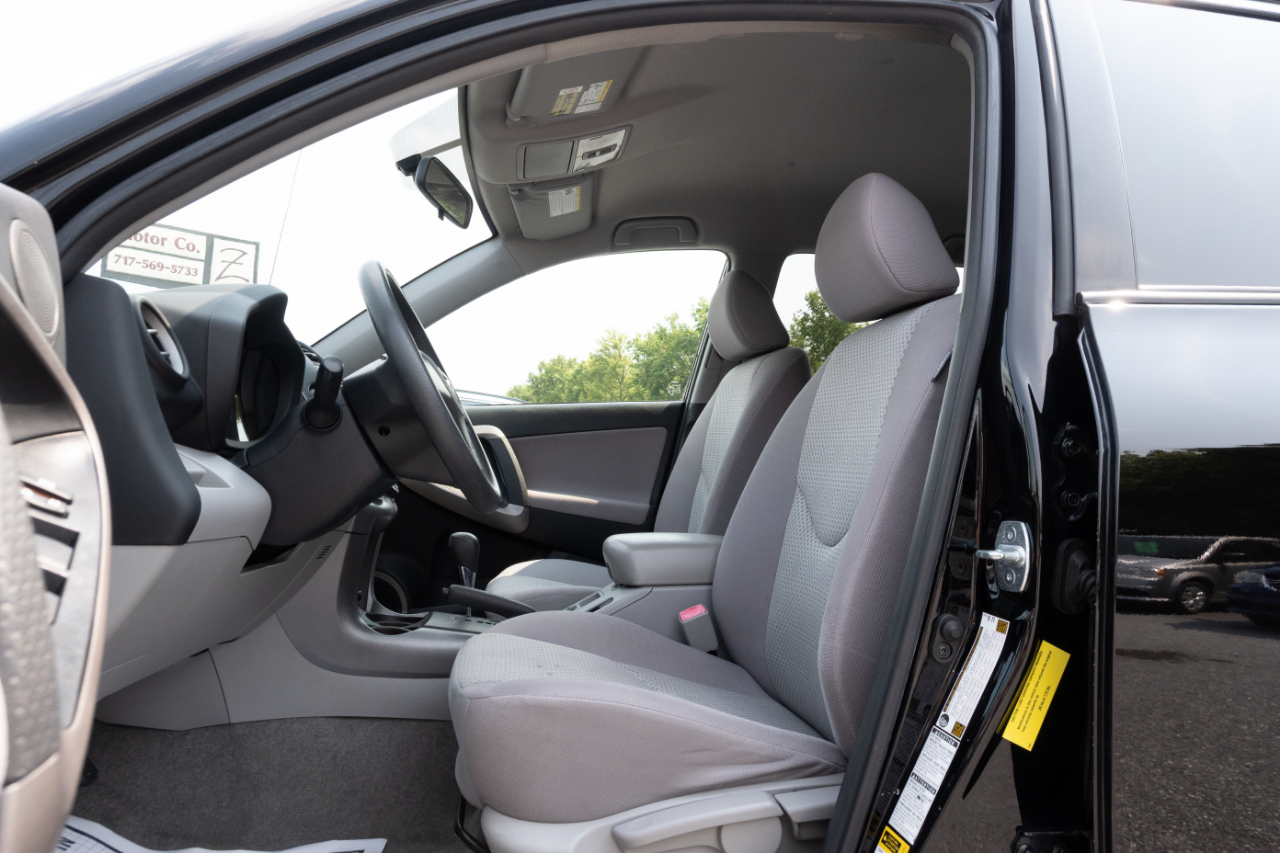 Toyota RAV4 4WD 4dr 4-cyl 4-Spd AT (Natl) 2008