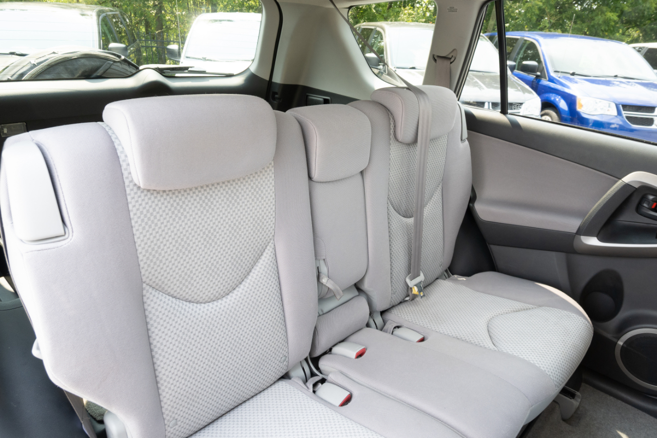 Toyota RAV4 4WD 4dr 4-cyl 4-Spd AT (Natl) 2008