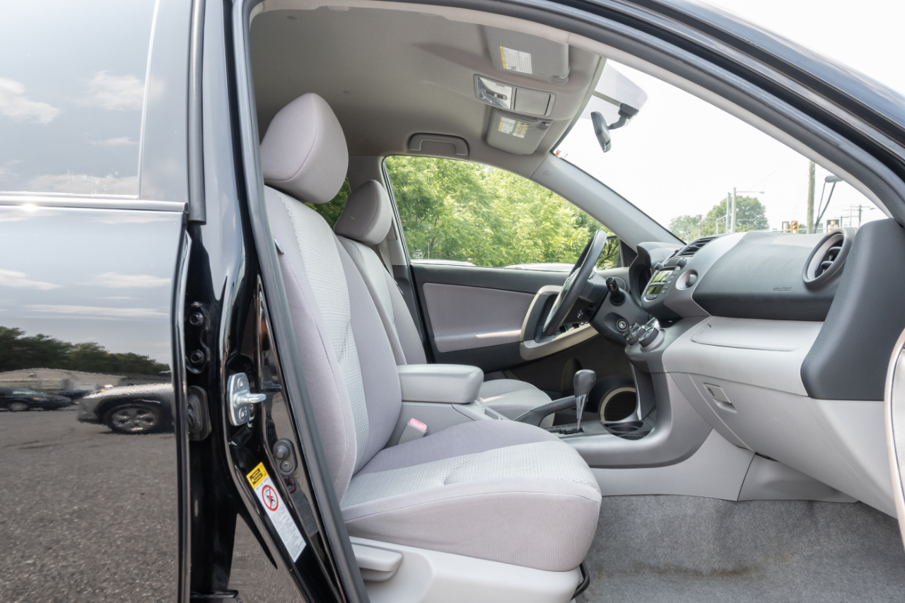 Toyota RAV4 4WD 4dr 4-cyl 4-Spd AT (Natl) 2008