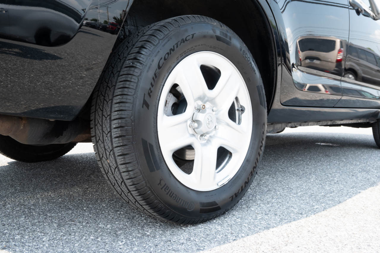 Toyota RAV4 4WD 4dr 4-cyl 4-Spd AT (Natl) 2008
