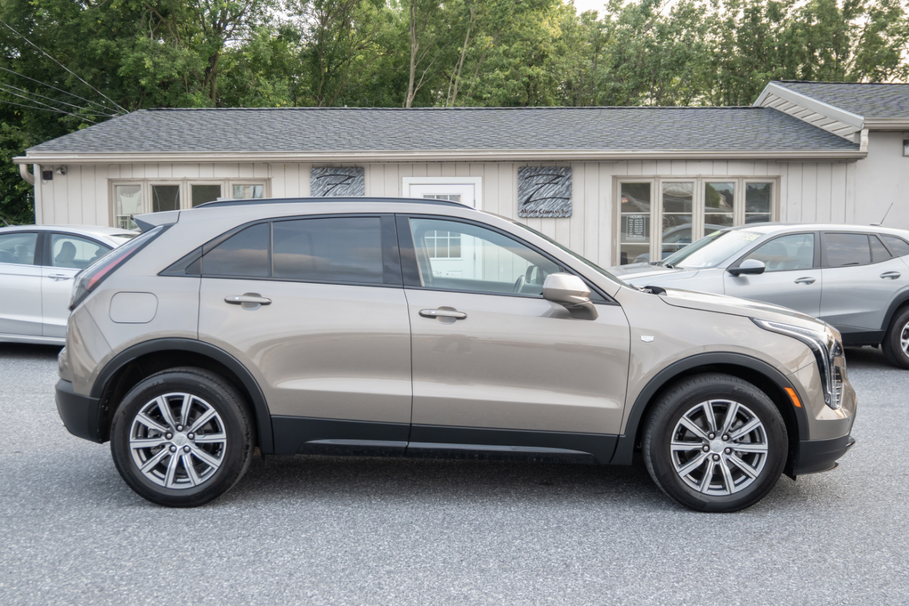 Cadillac XT4 AWD 4dr Sport 2020