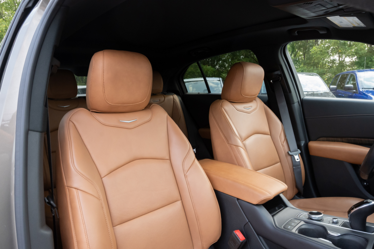 Cadillac XT4 AWD 4dr Sport 2020
