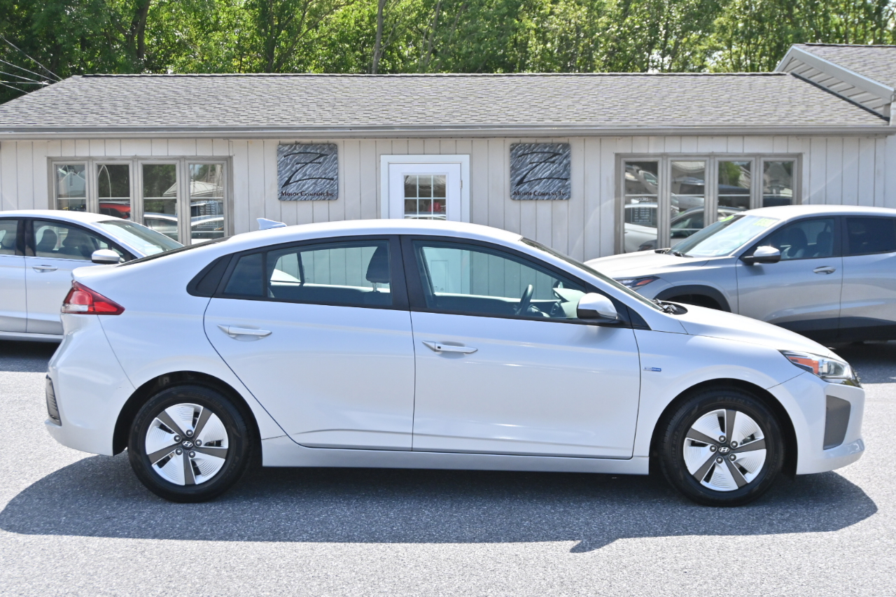 Hyundai Ioniq Hybrid Blue Hatchback 2019