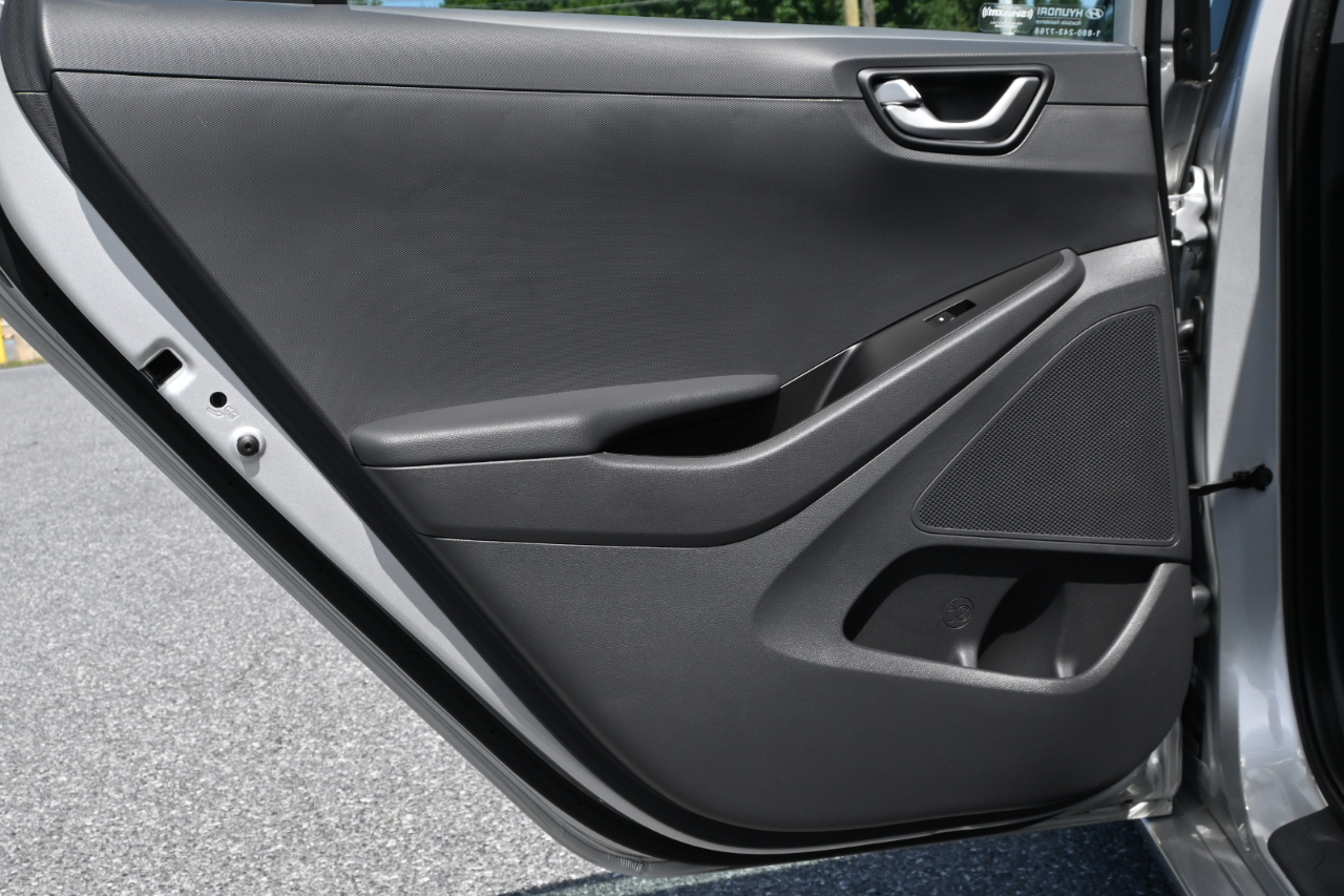 Hyundai Ioniq Hybrid Blue Hatchback 2019