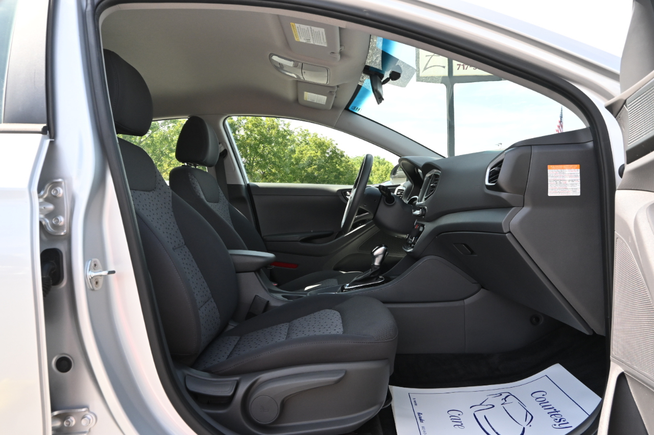 Hyundai Ioniq Hybrid Blue Hatchback 2019