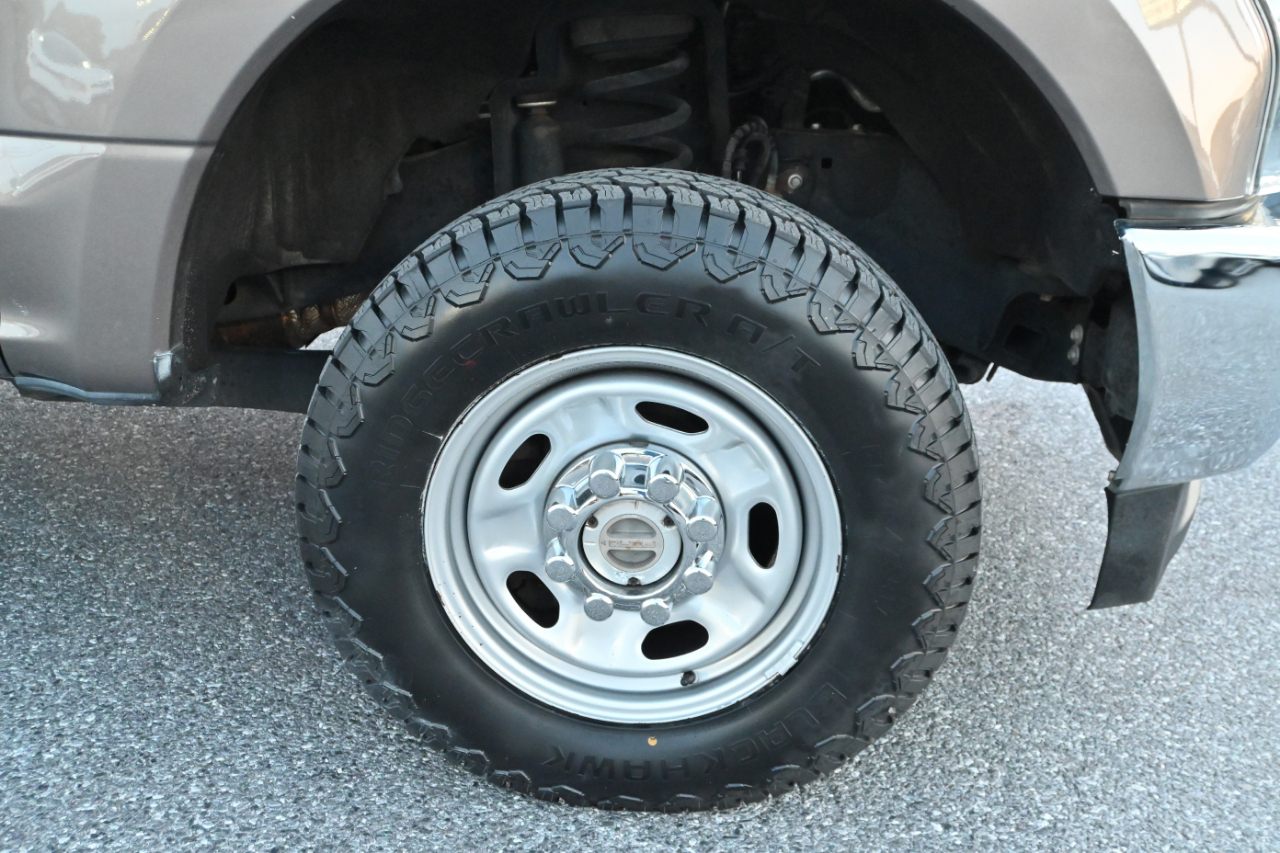 Ford Super Duty F-250 SRW XL 4WD SuperCab 8' Box 2019