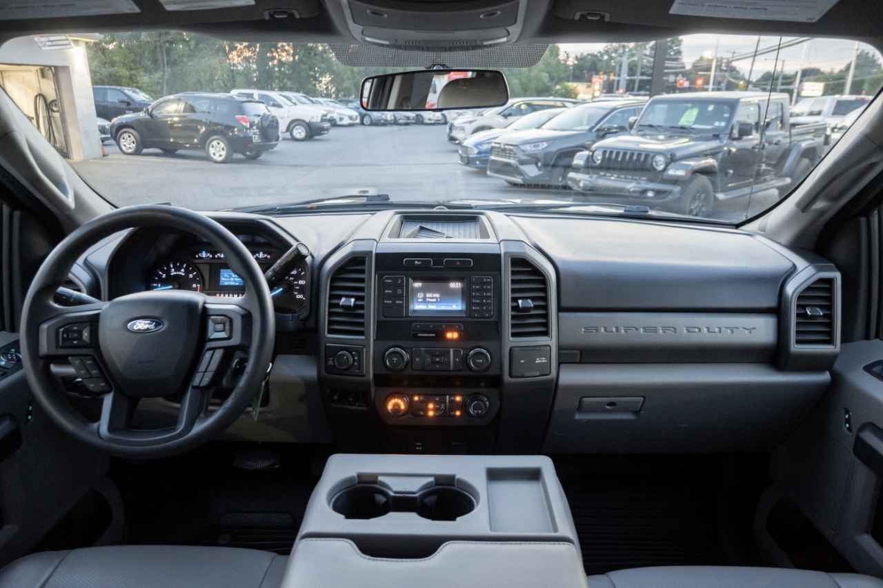 Ford Super Duty F-250 SRW XL 4WD SuperCab 8' Box 2019