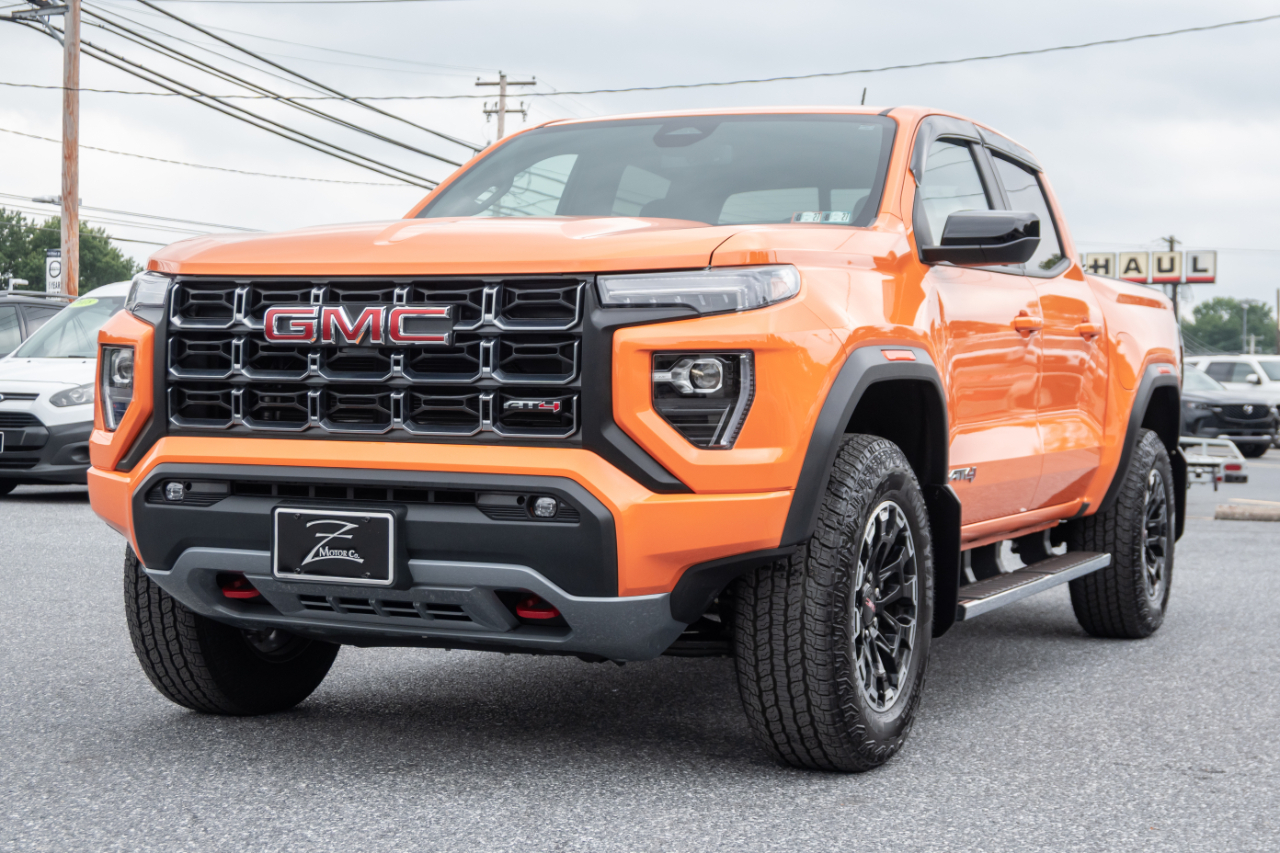 GMC Canyon 4WD Crew Cab AT4 2026