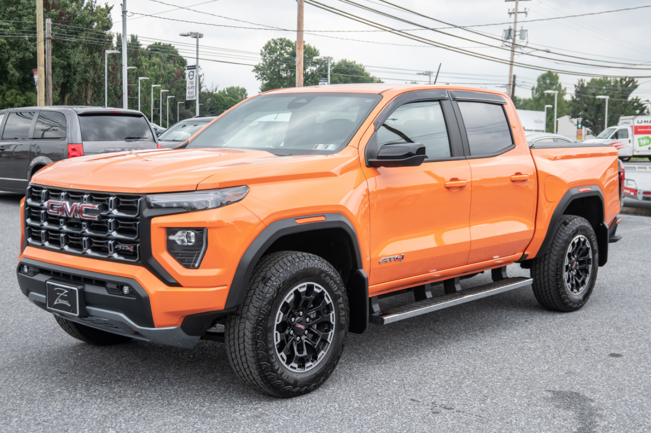 GMC Canyon 4WD Crew Cab AT4 2026