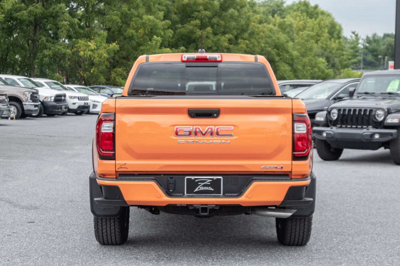 GMC Canyon 4WD Crew Cab AT4 2026