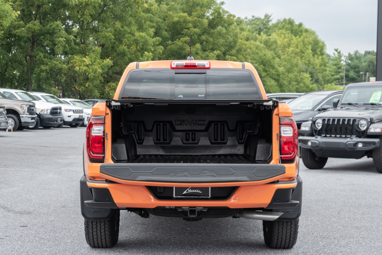 GMC Canyon 4WD Crew Cab AT4 2026