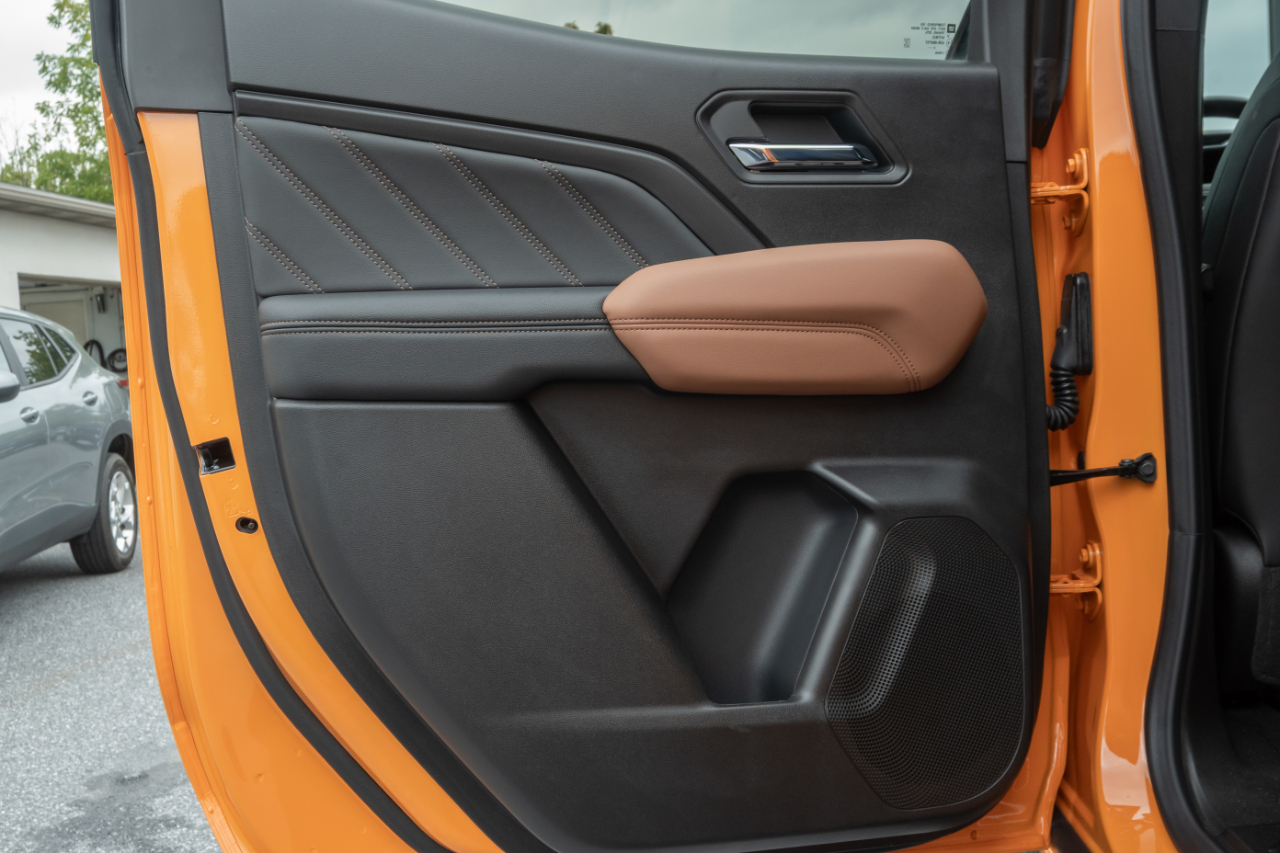 GMC Canyon 4WD Crew Cab AT4 2026
