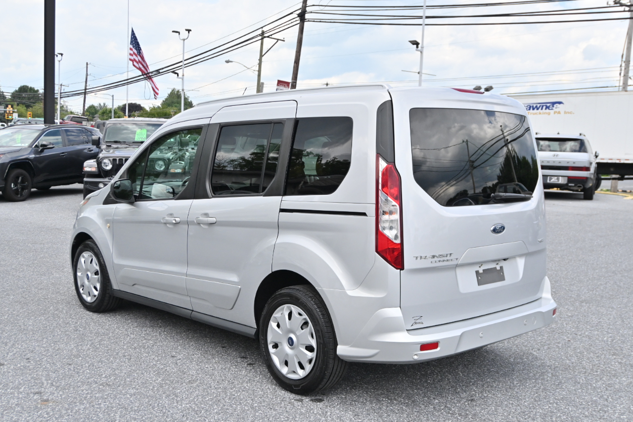 Ford Transit Connect Wagon XLT SWB w/Rear Liftgate 2017
