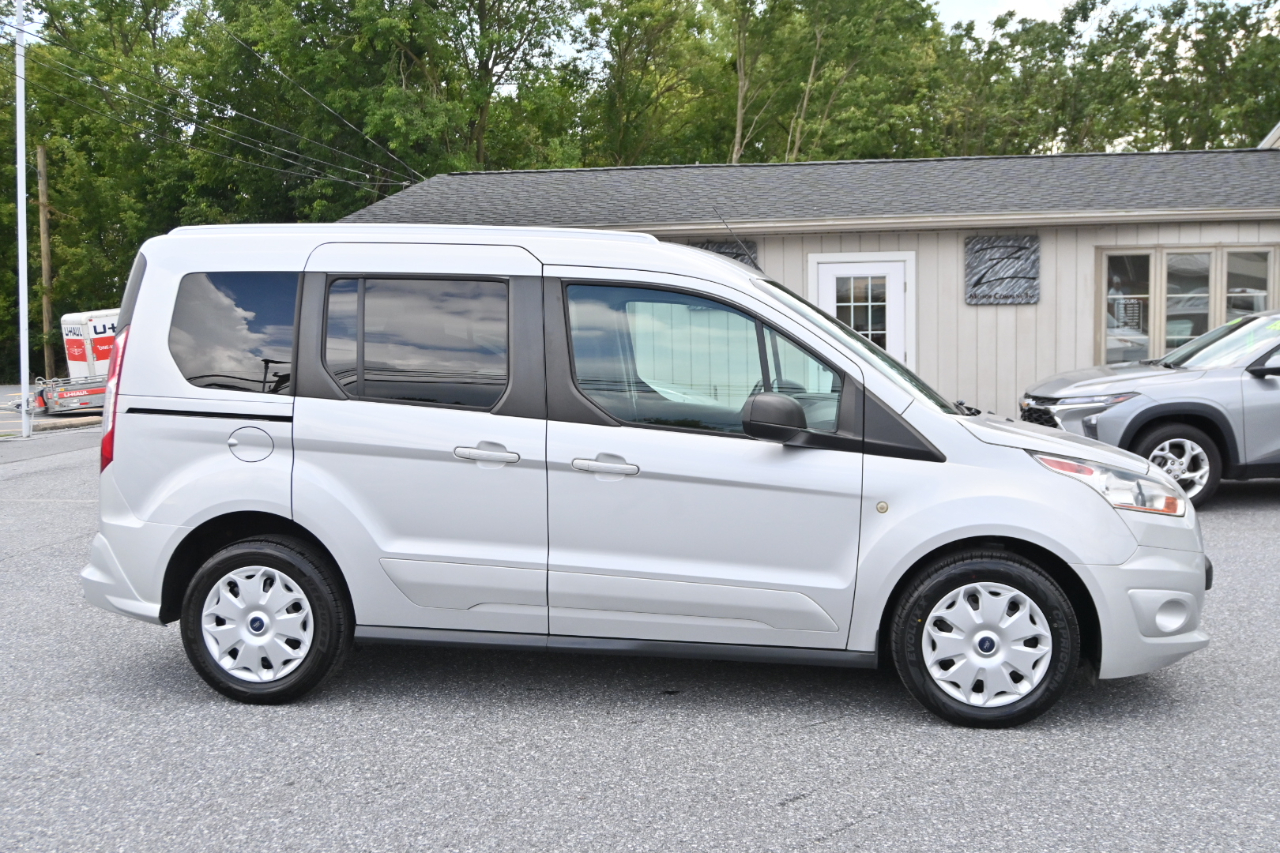 Ford Transit Connect Wagon XLT SWB w/Rear Liftgate 2017