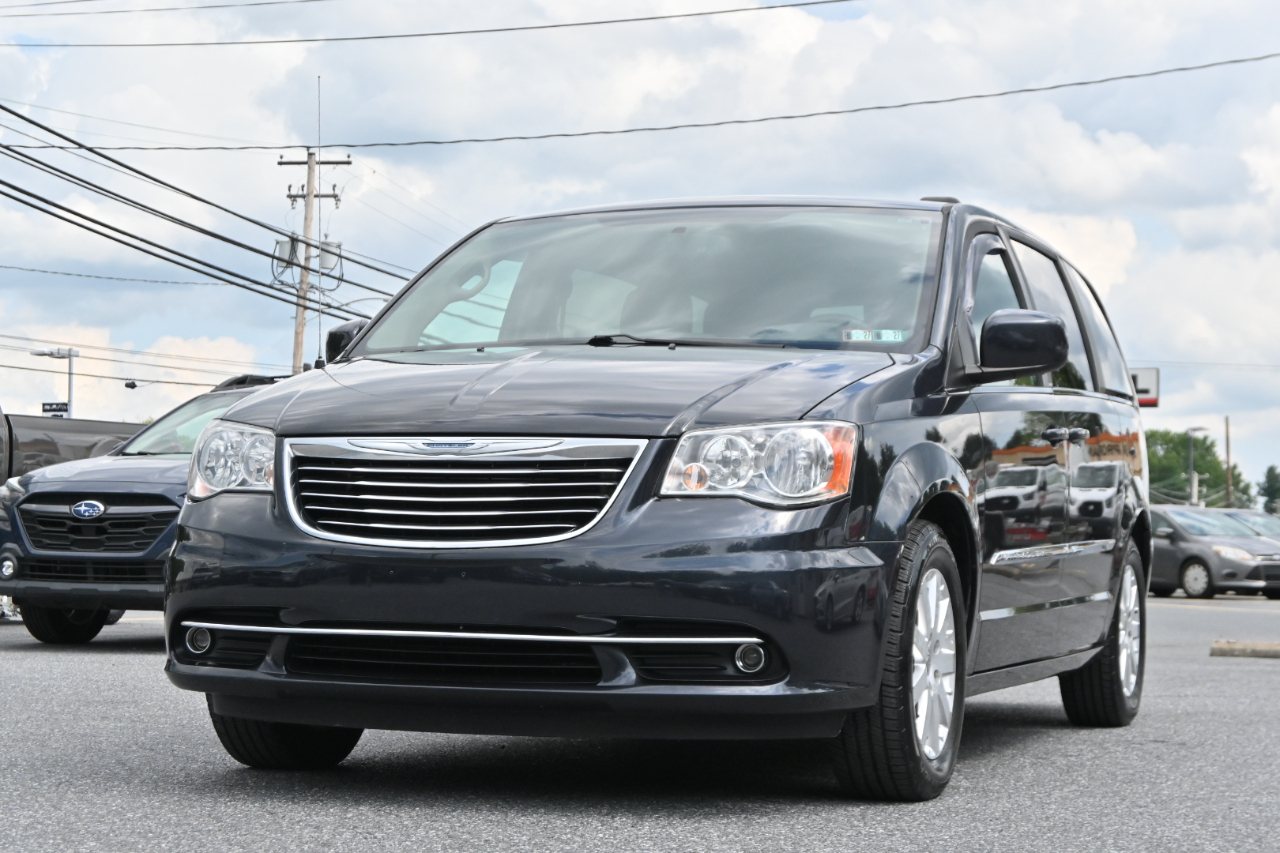 Chrysler Town & Country 4dr Wgn Touring 2014