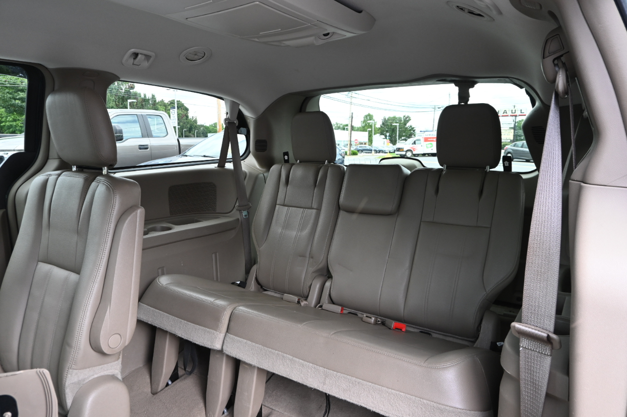Chrysler Town & Country 4dr Wgn Touring 2014