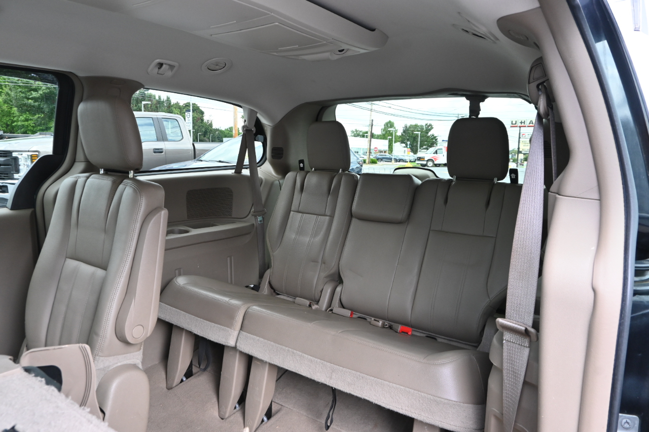 Chrysler Town & Country 4dr Wgn Touring 2014