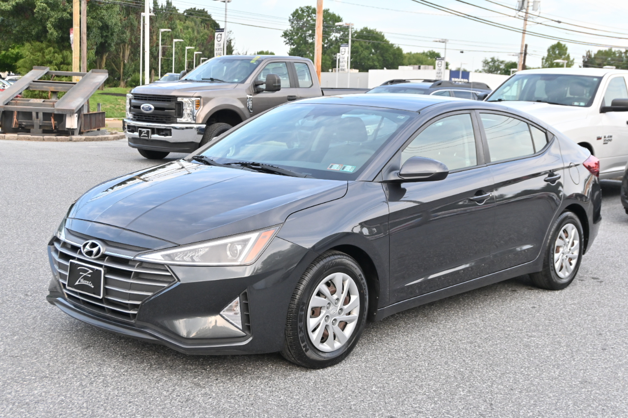 Hyundai Elantra SE IVT 2020