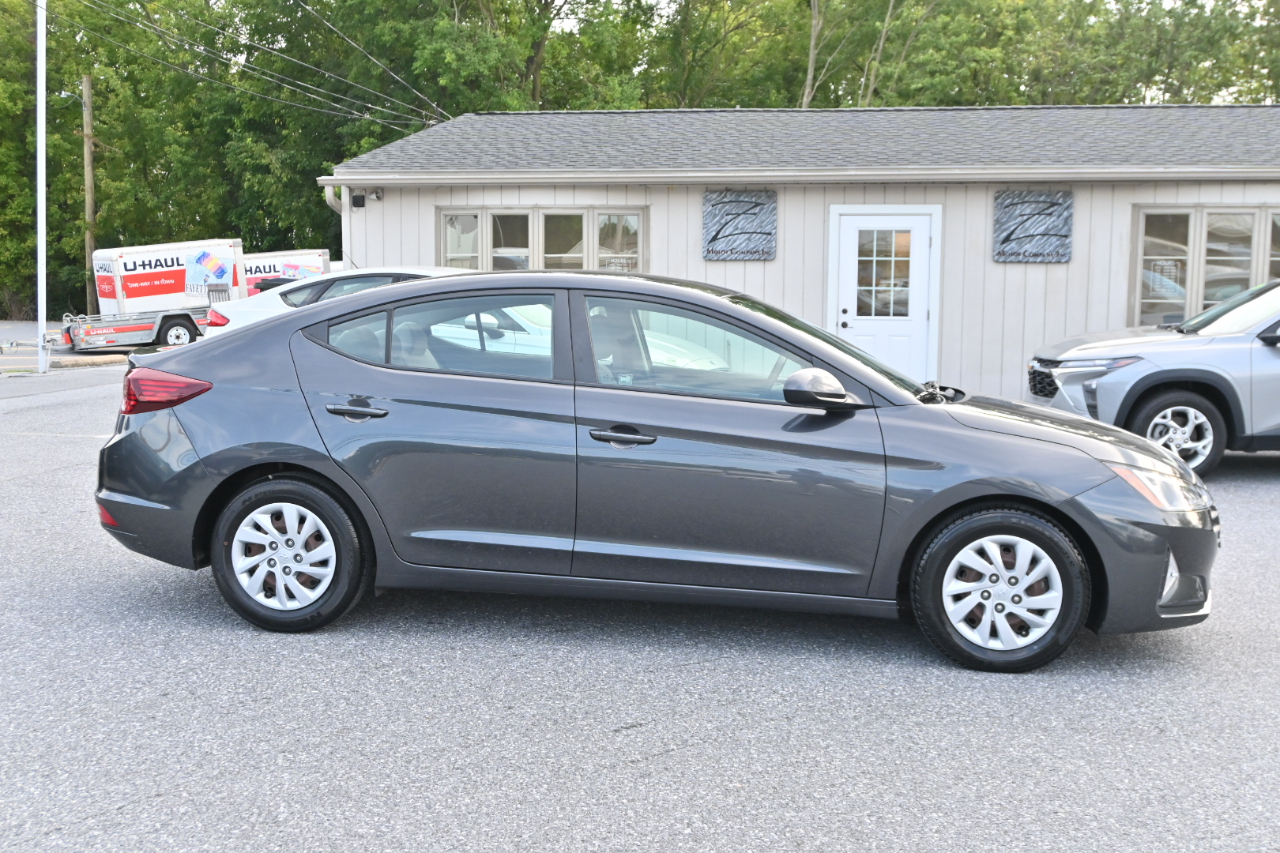 Hyundai Elantra SE IVT 2020