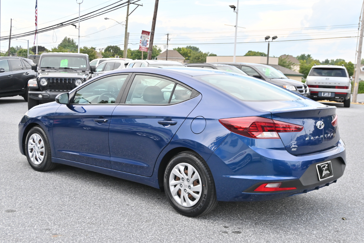 Hyundai Elantra SE IVT 2020