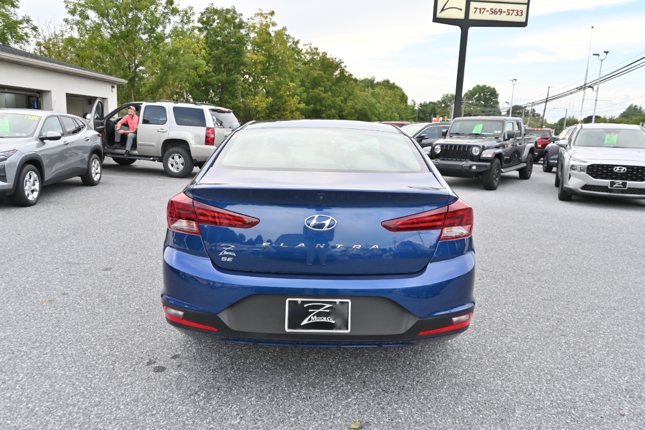 Hyundai Elantra SE IVT 2020