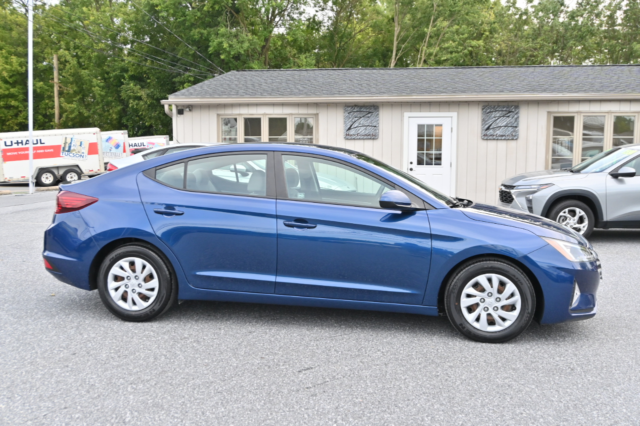 Hyundai Elantra SE IVT 2020