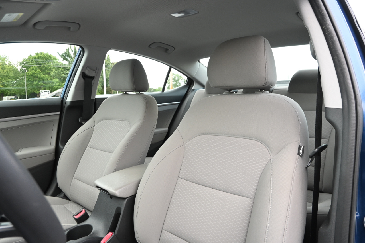 Hyundai Elantra SE IVT 2020