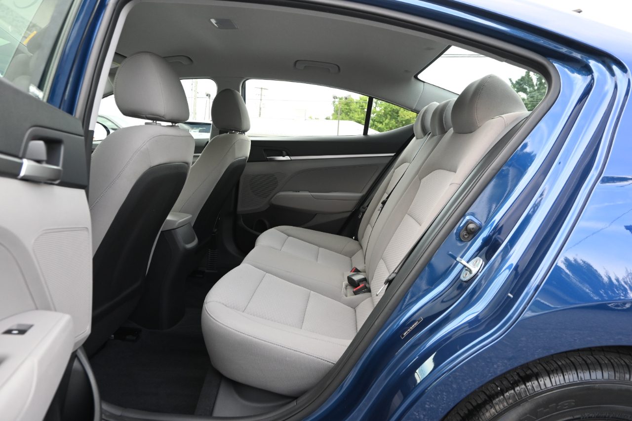 Hyundai Elantra SE IVT 2020