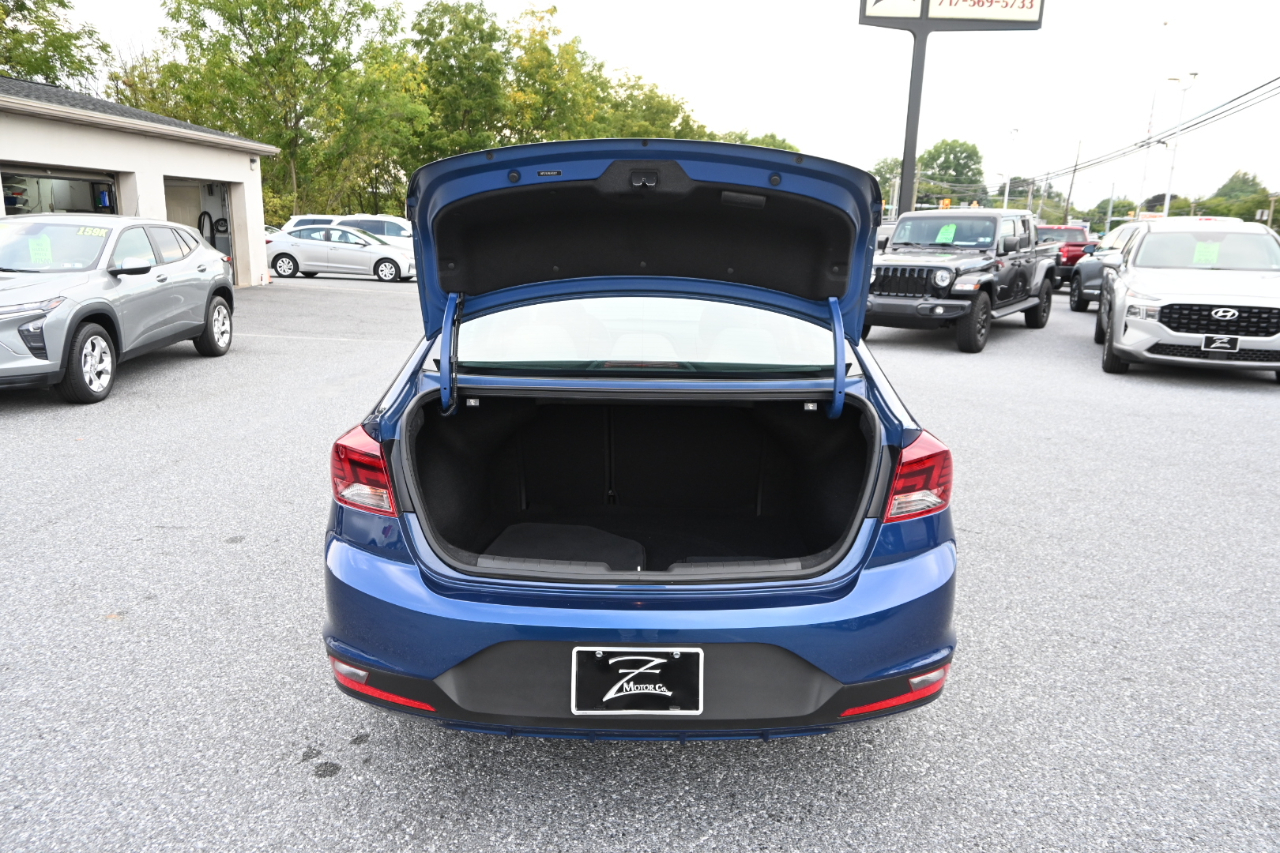 Hyundai Elantra SE IVT 2020