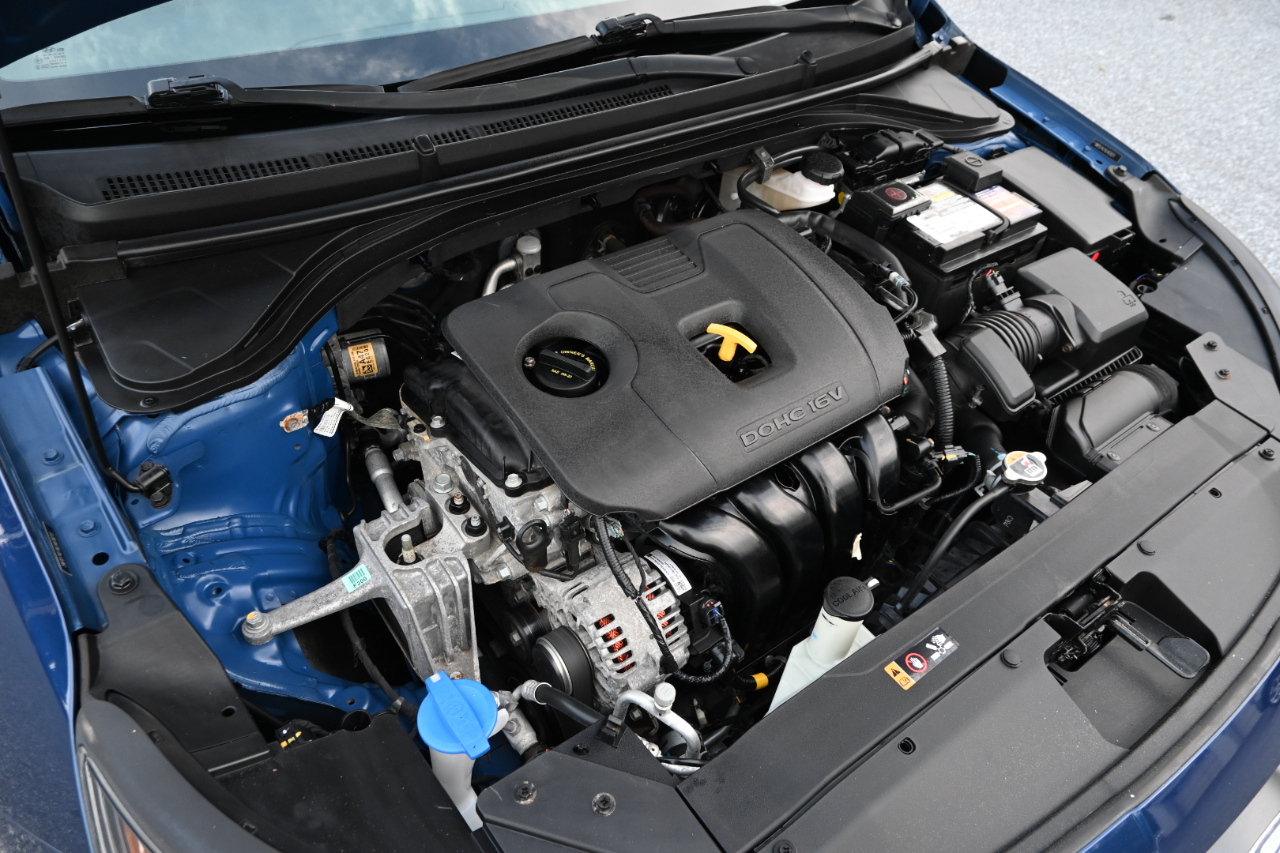Hyundai Elantra SE IVT 2020