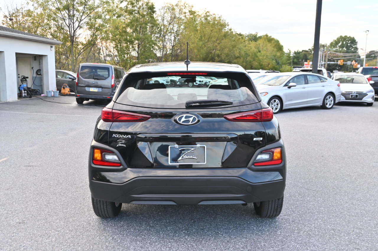 Hyundai Kona SE Auto AWD 2021