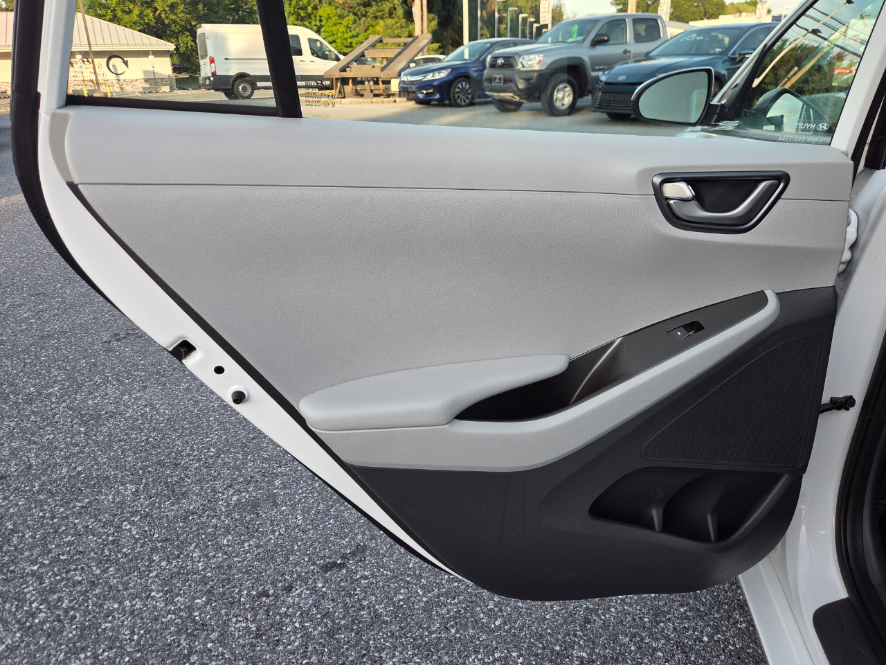 Hyundai Ioniq Hybrid Blue Hatchback 2020